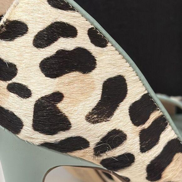 Women’s Heels - Picture 5 of 12